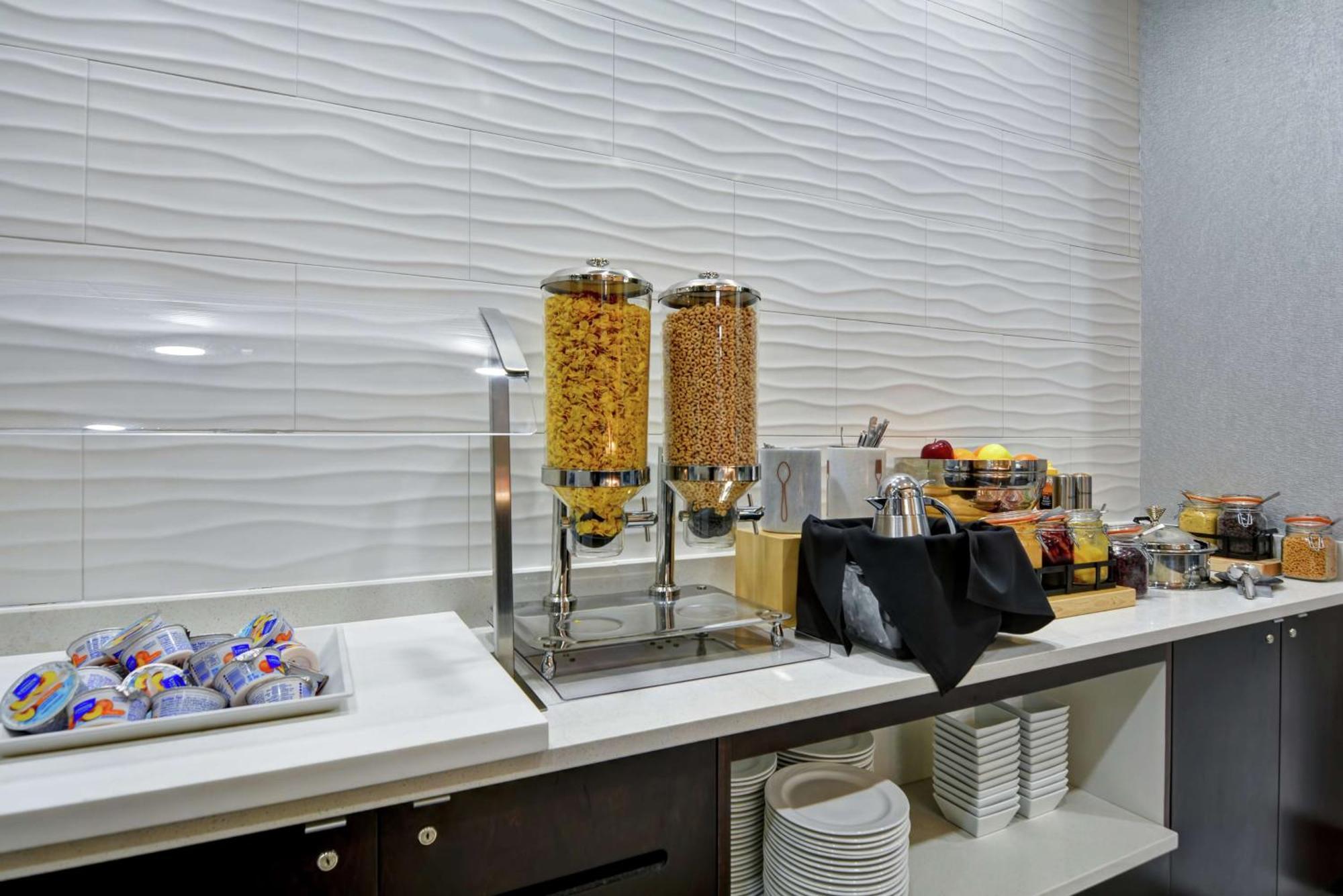 Embassy Suites By Hilton Plainfield Indianapolis Airport Zewnętrze zdjęcie