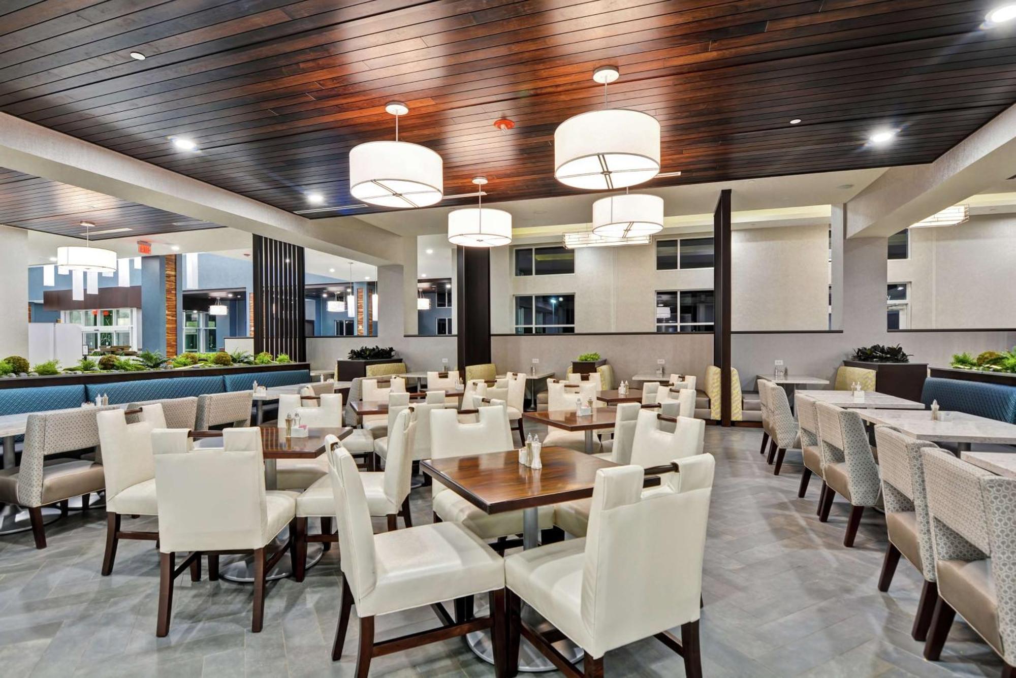 Embassy Suites By Hilton Plainfield Indianapolis Airport Zewnętrze zdjęcie